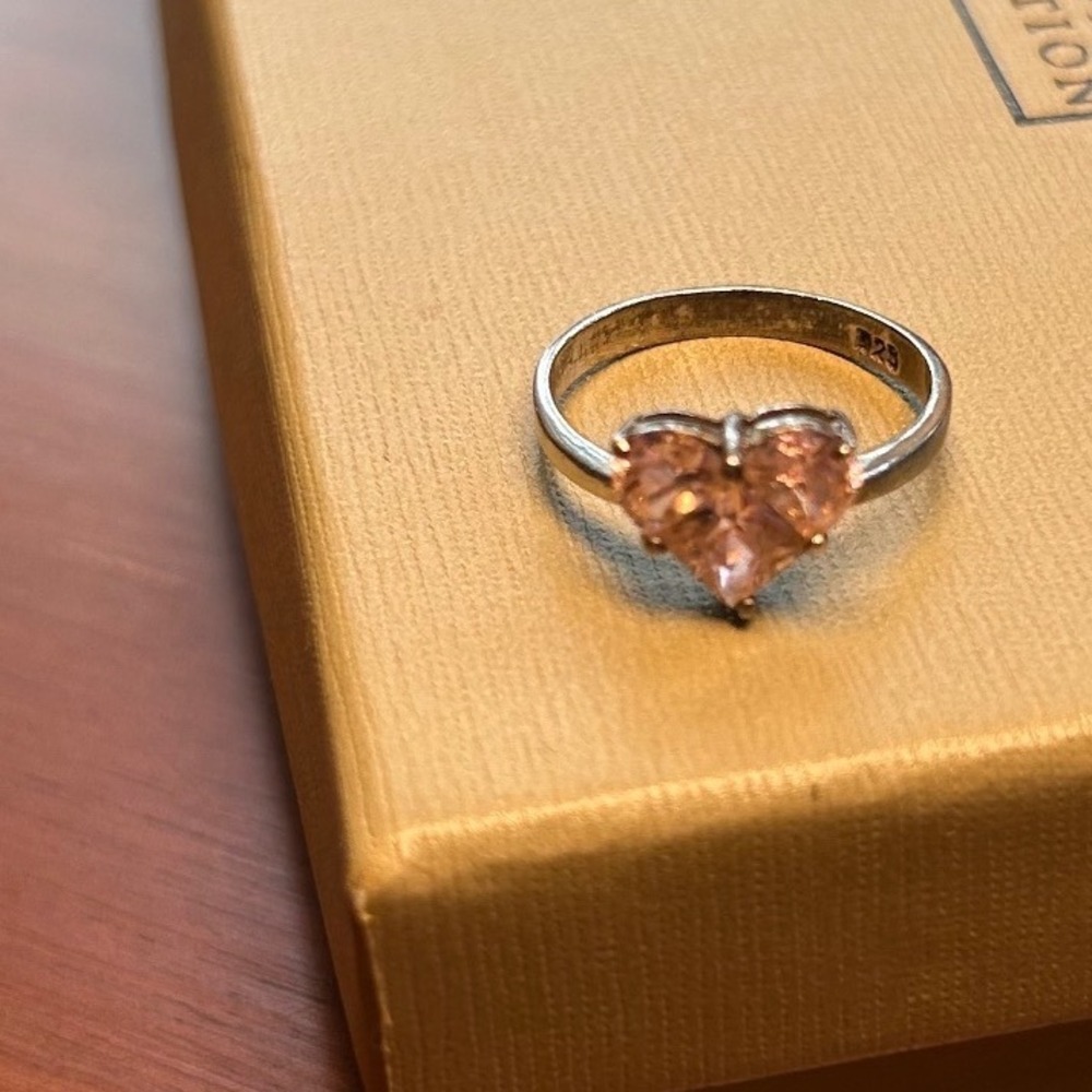 Sterling Silver 925 Pink Heart Stone Bypass Ring Size 7 2.33g Scrap or Wear